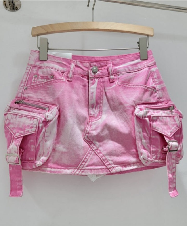 Pink denim short mini skirt w/ cargo pockets.